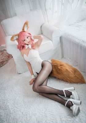 美女露出尿口让男人桶爽_HD完整在线观看