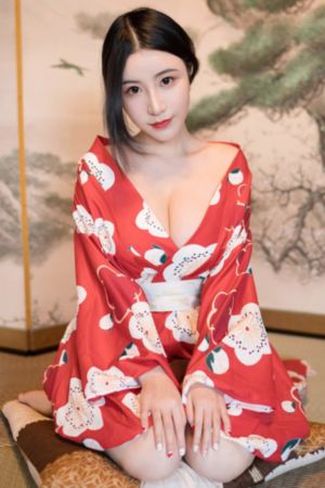 汤芳的摄影作品_BD全集在线观看