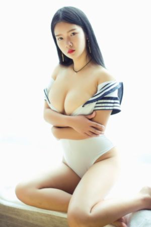 亚洲人女同学挤奶_手机在线免费观看