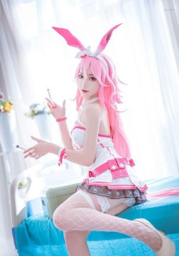 美女黄色www_4K在线播放观看