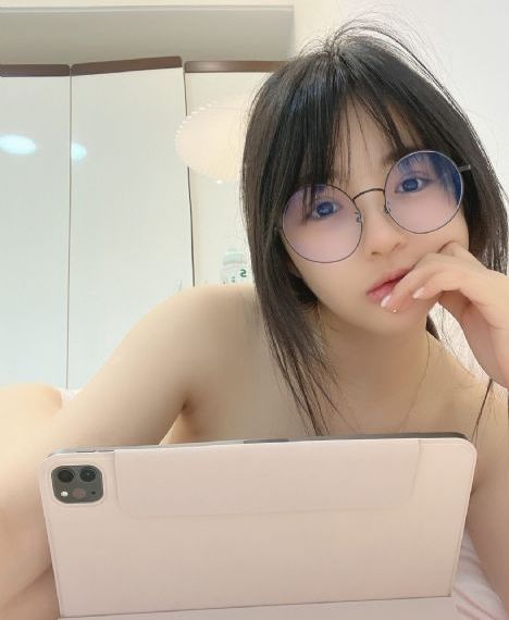 女公务员人妻系列_BD英语动漫在线观看