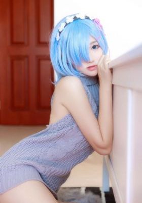 一边摸上面一边插一边_720在线视频播放