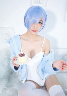 小情侣无套啪啪露脸自拍_1080P免费观看超清
